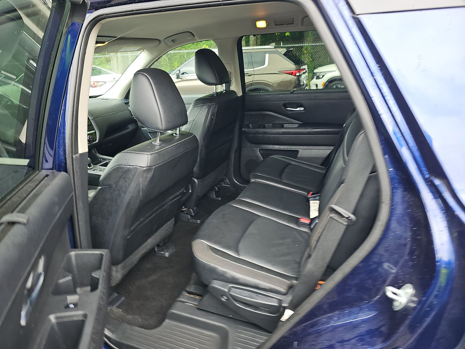 2023 Nissan Pathfinder SL AWD