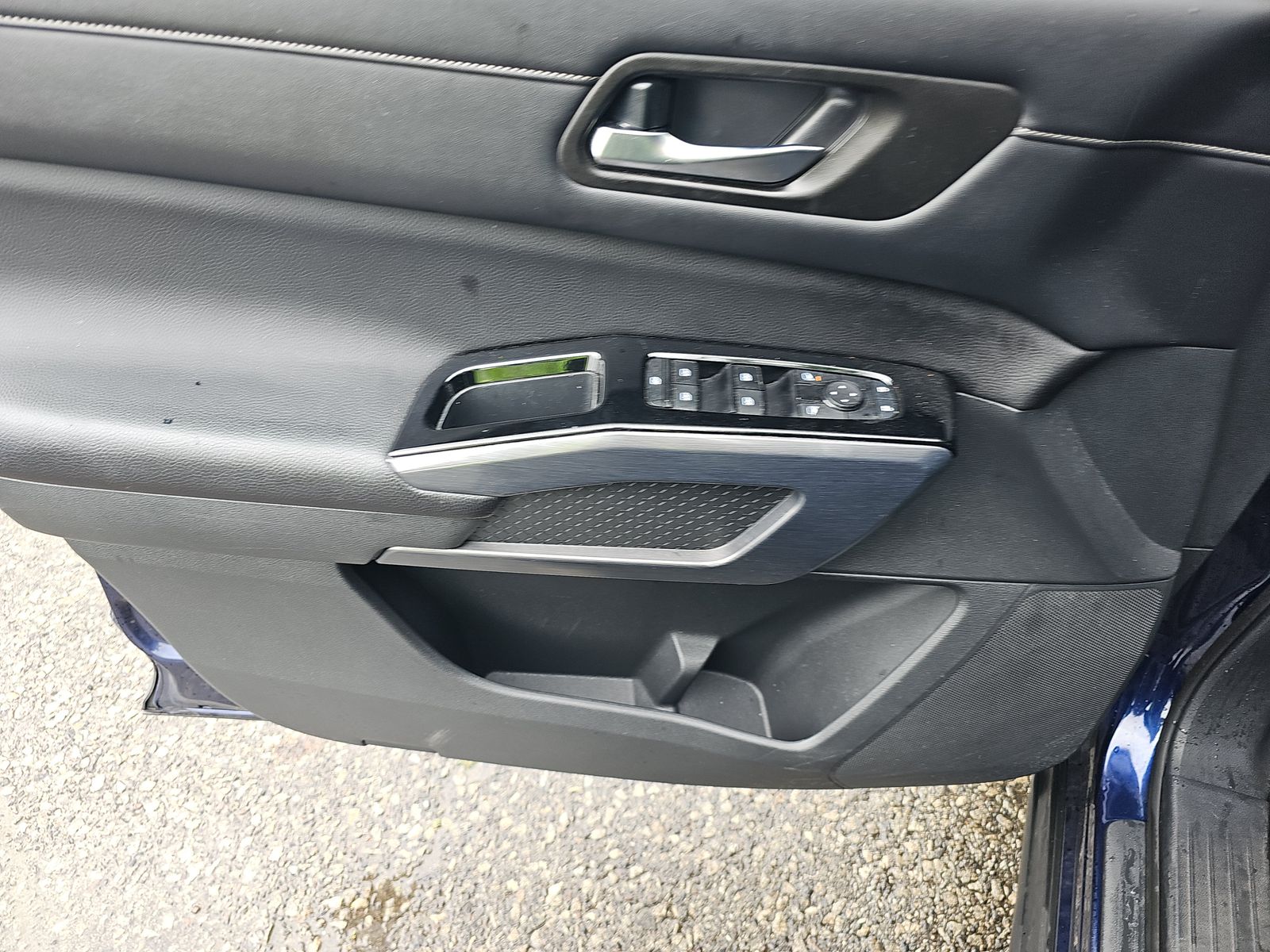 2023 Nissan Pathfinder SL AWD