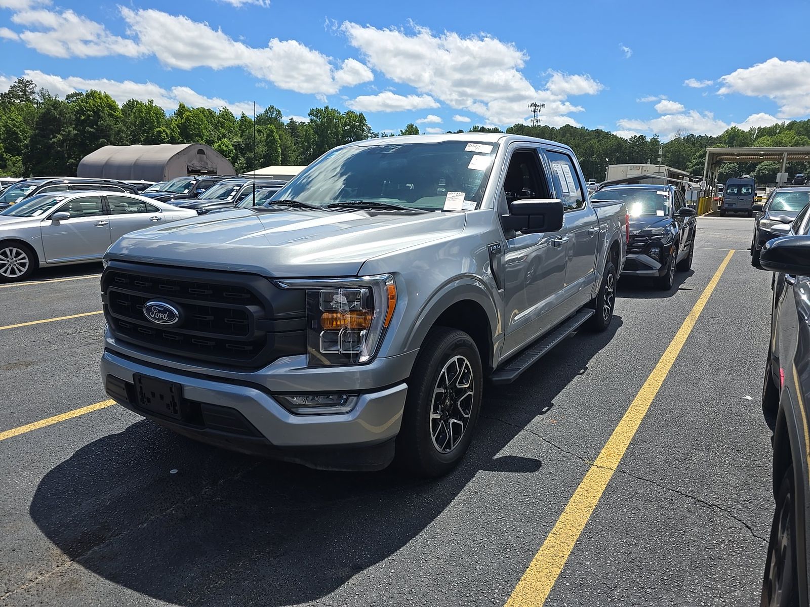 2023 Ford F-150 XLT RWD