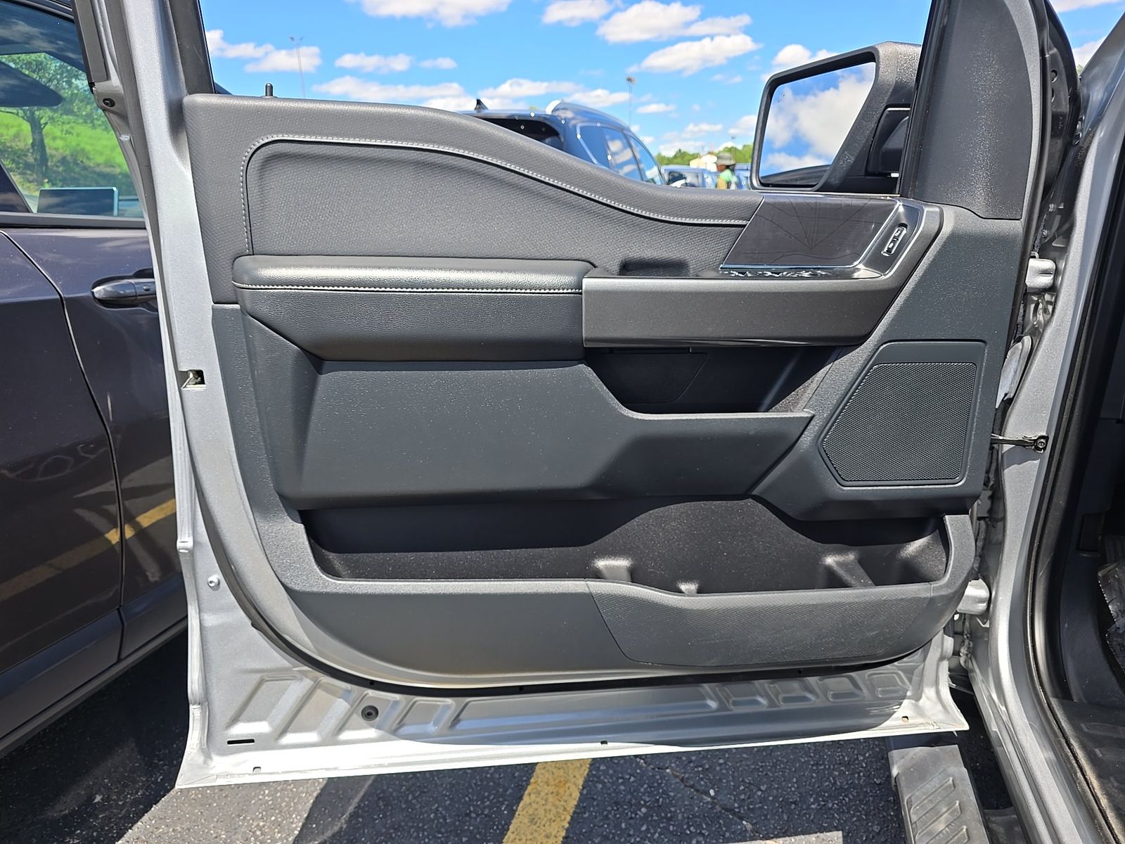 2023 Ford F-150 XLT RWD