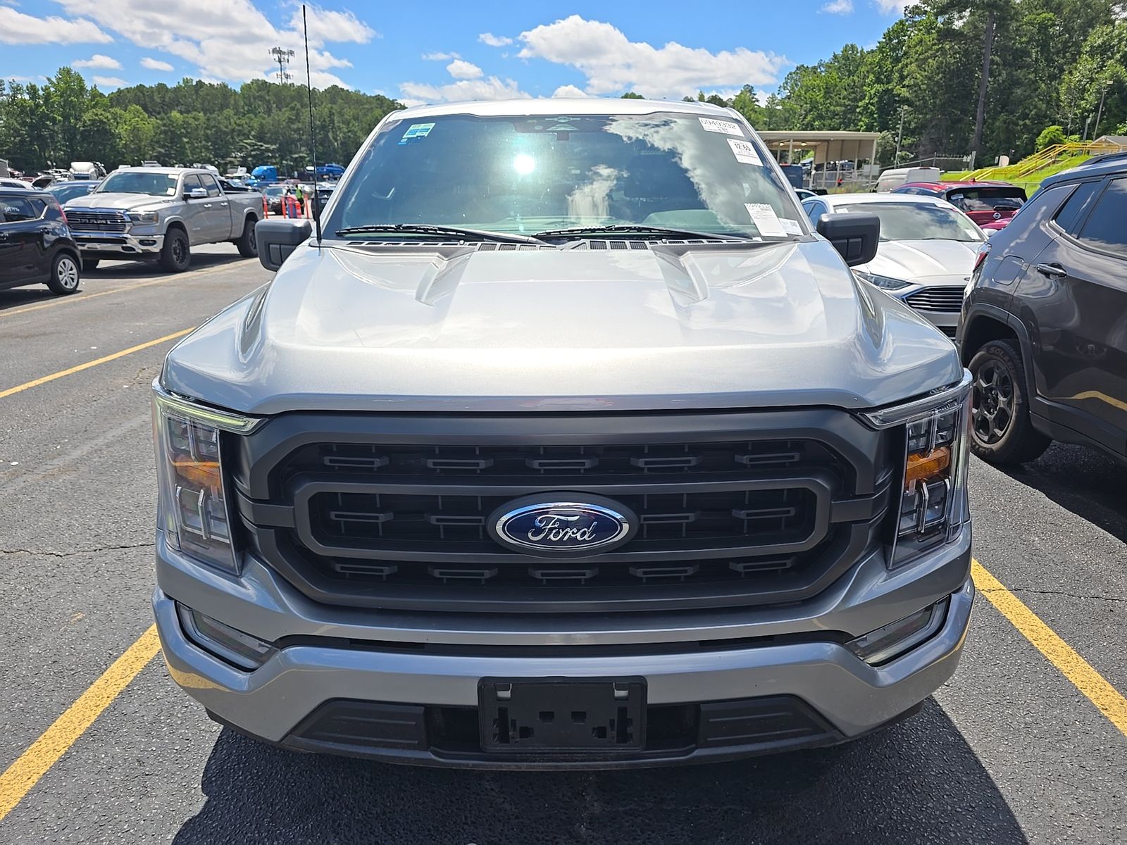 2023 Ford F-150 XLT RWD