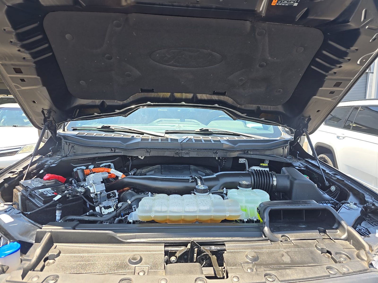 2023 Ford F-150 Hybrid XLT AWD