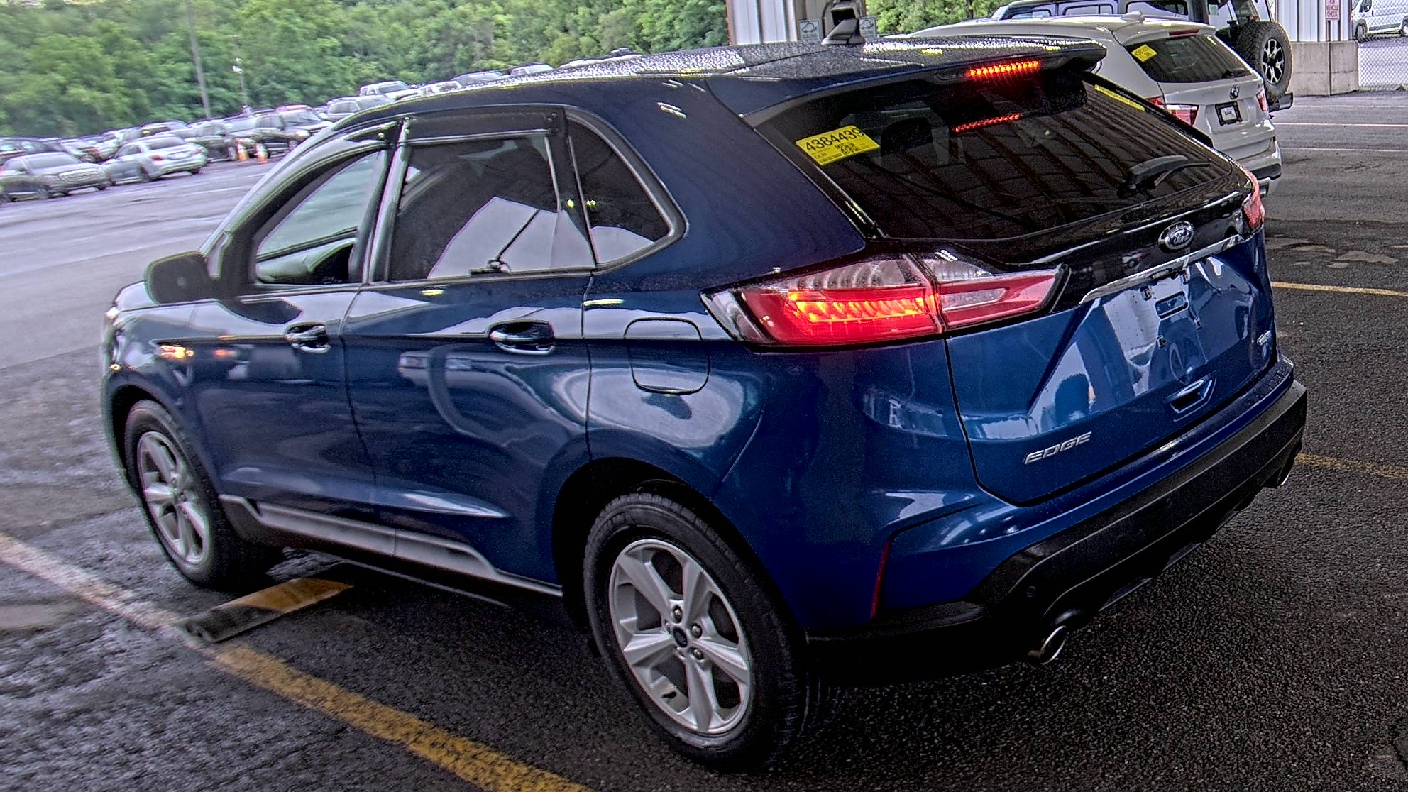 2020 Ford Edge SE AWD