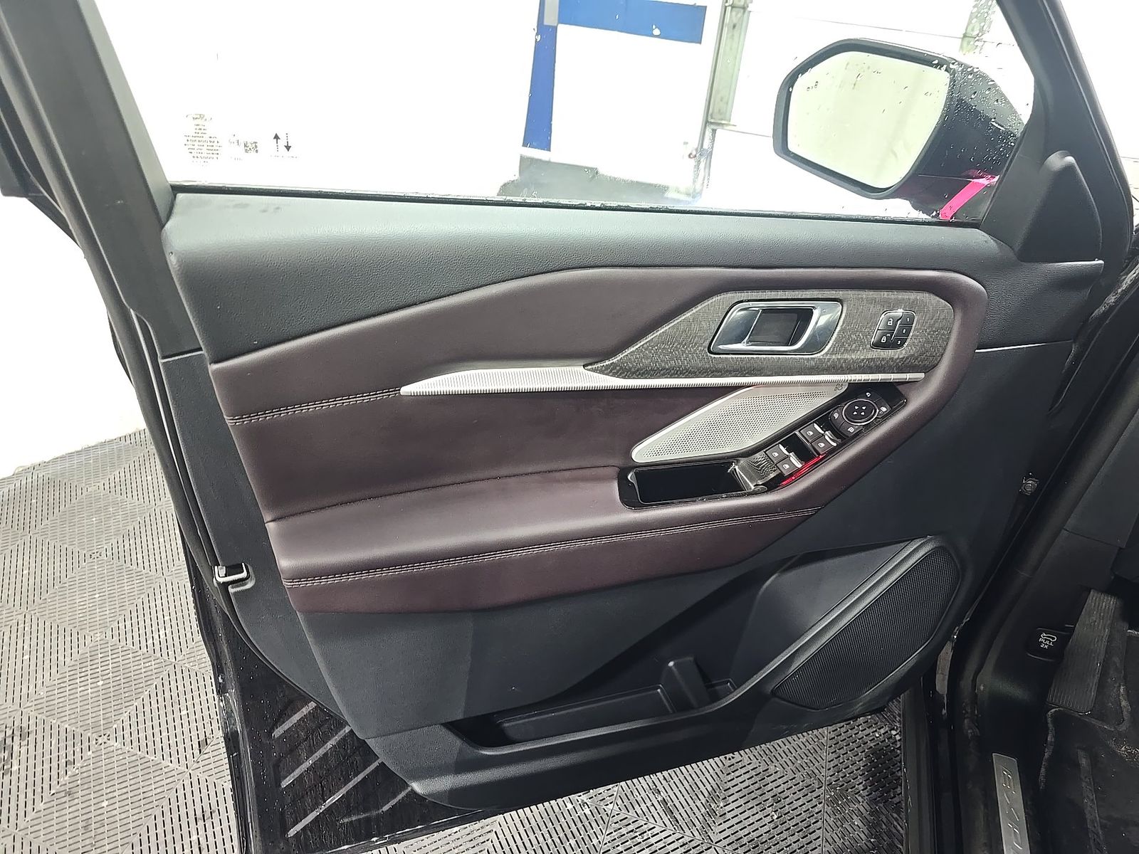 2026 Ford Explorer Platinum AWD
