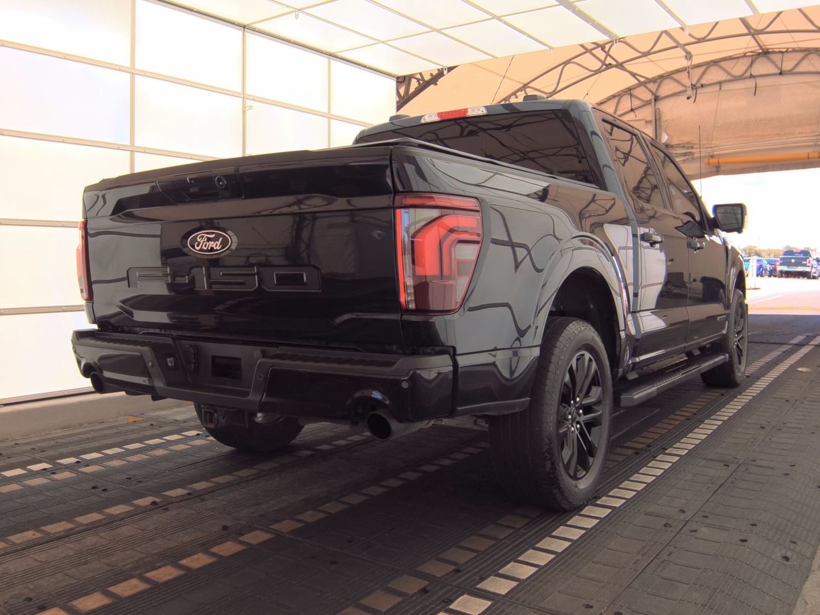 2024 Ford F-150 Hybrid Lariat AWD