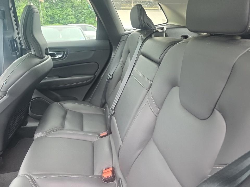 2022 Volvo XC60 B5 Inscription AWD