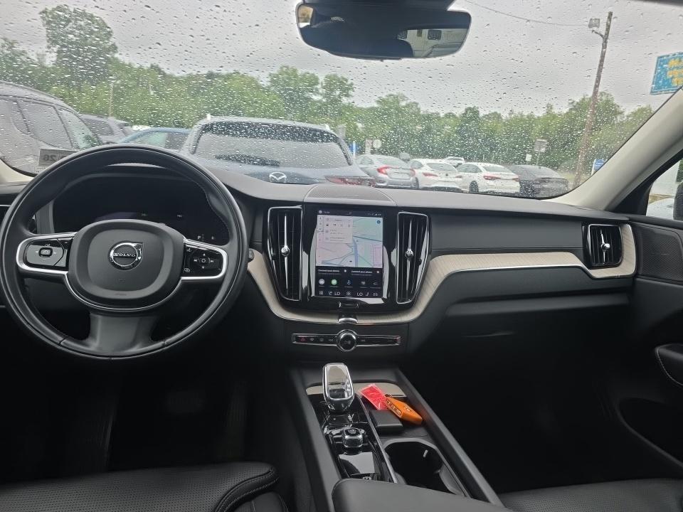 2022 Volvo XC60 B5 Inscription AWD