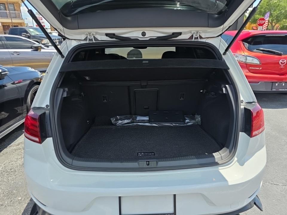 2021 Volkswagen Golf GTI 2.0T SE FWD