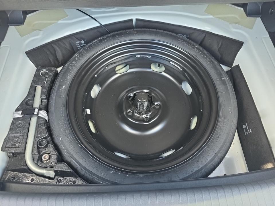 2021 Volkswagen Golf GTI 2.0T SE FWD