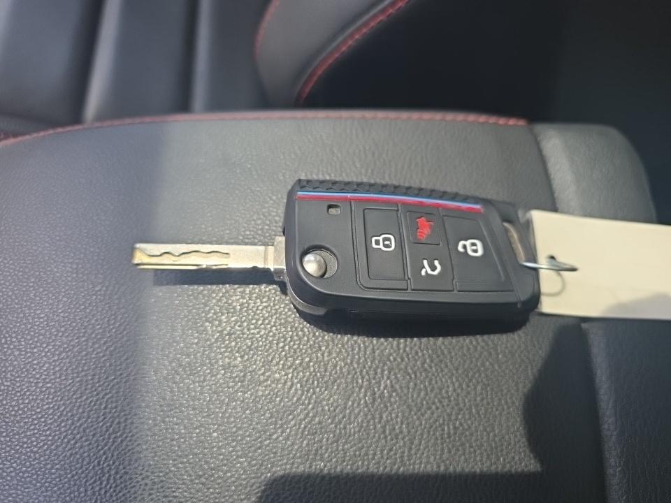 2021 Volkswagen Golf GTI 2.0T SE FWD