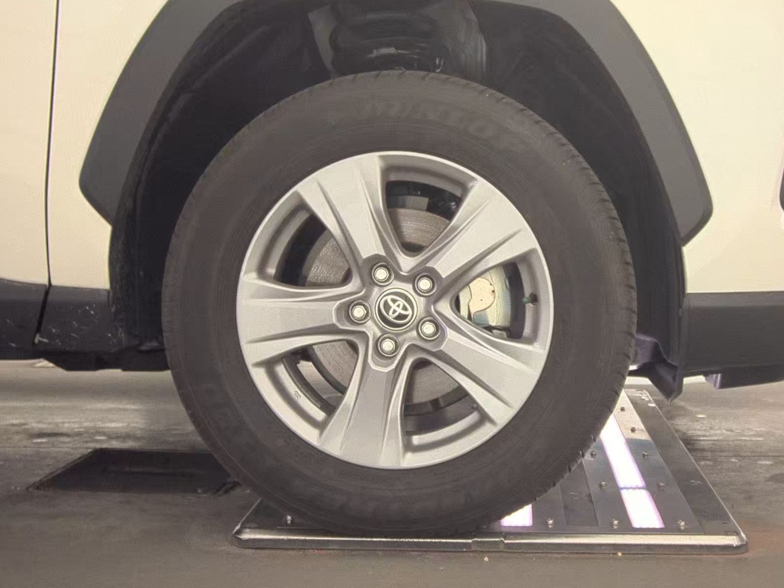 2025 Toyota RAV4 Hybrid XLE AWD
