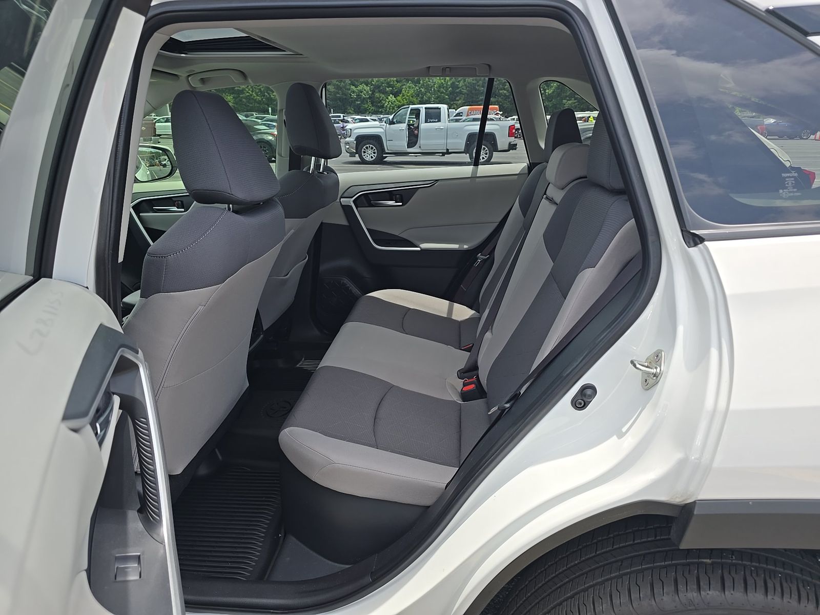 2025 Toyota RAV4 Hybrid XLE AWD