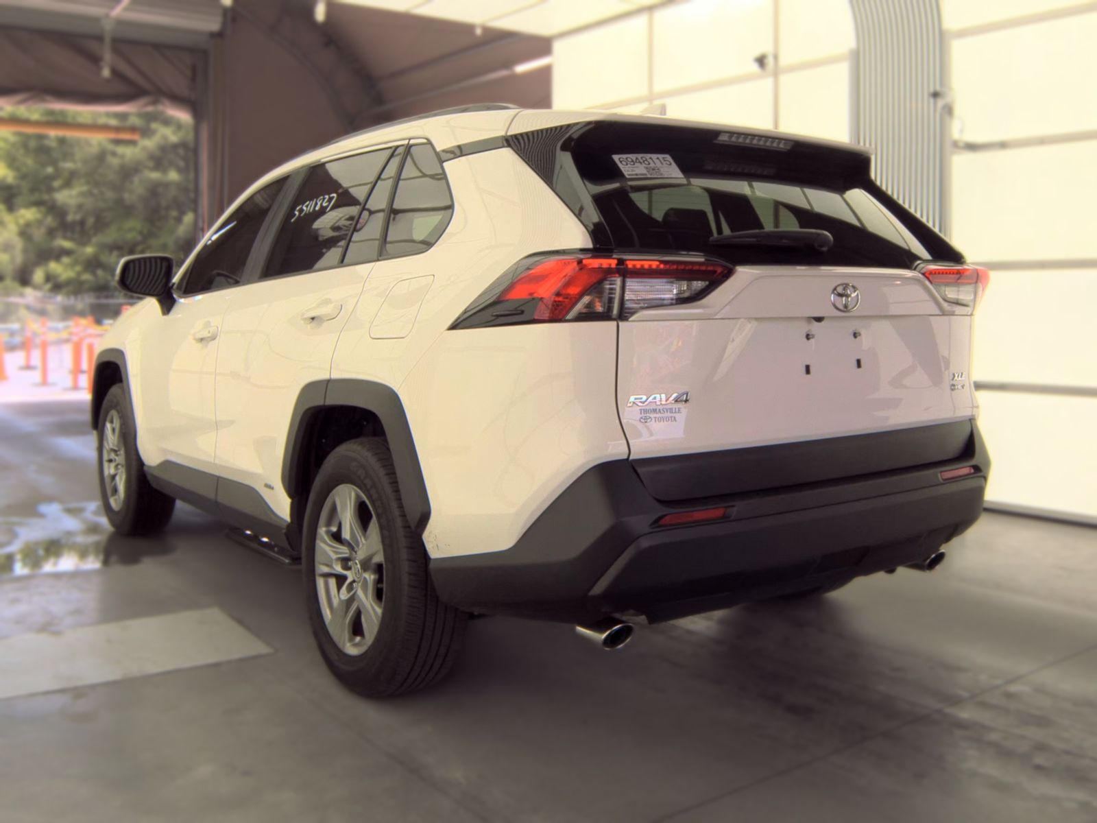 2025 Toyota RAV4 Hybrid XLE AWD