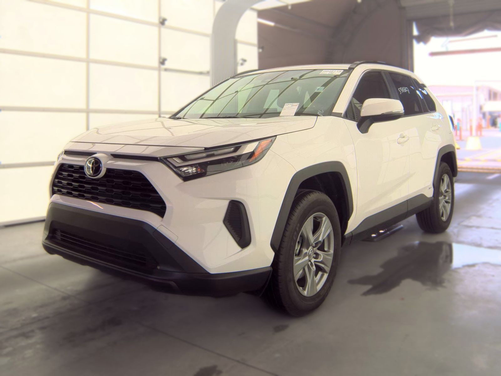 2025 Toyota RAV4 Hybrid XLE AWD