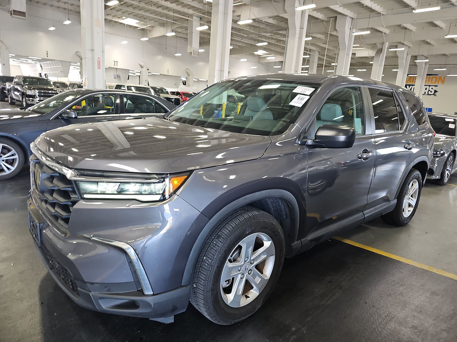 2024 Honda Pilot LX FWD