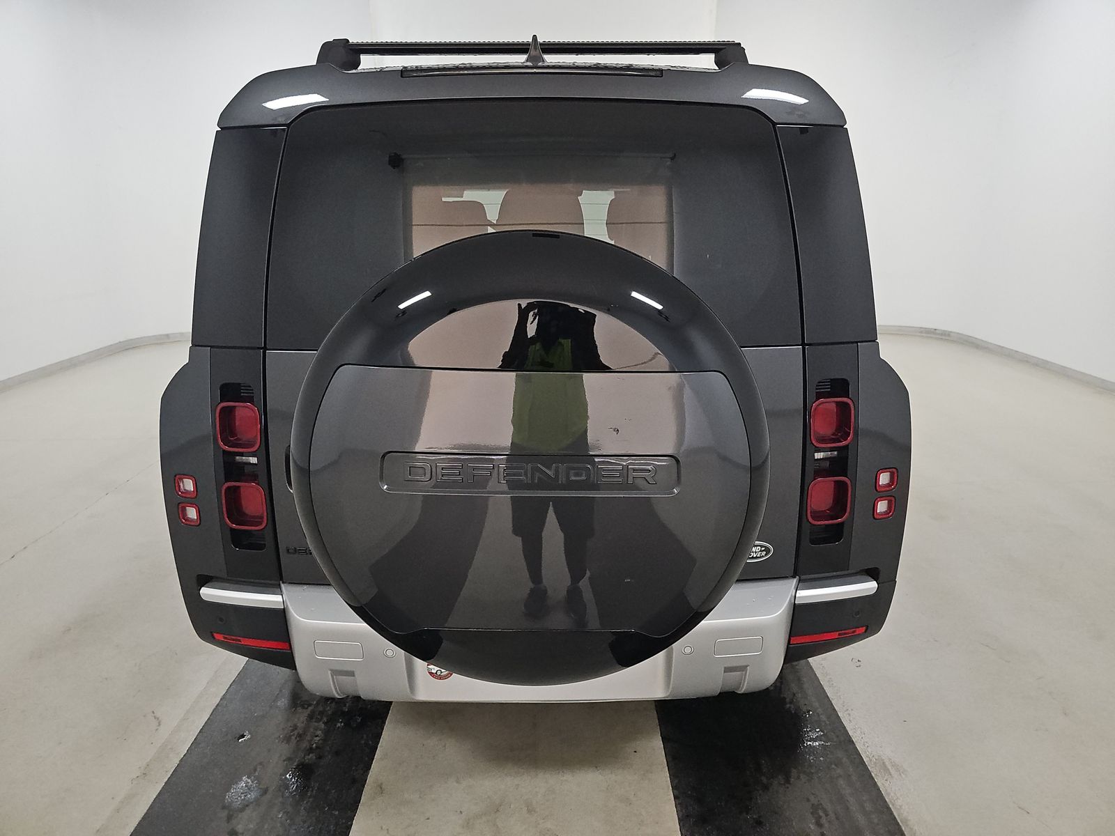 2023 Land Rover Defender 130 SE FWD