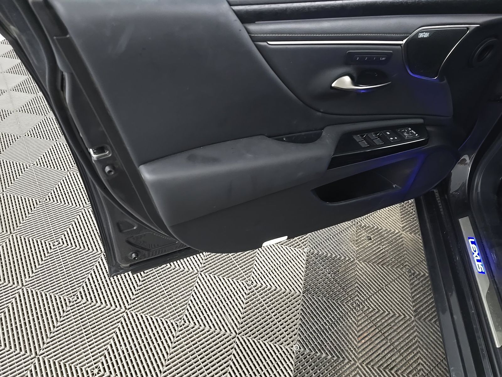 2025 Lexus ES ES 300h Ultra Luxury FWD
