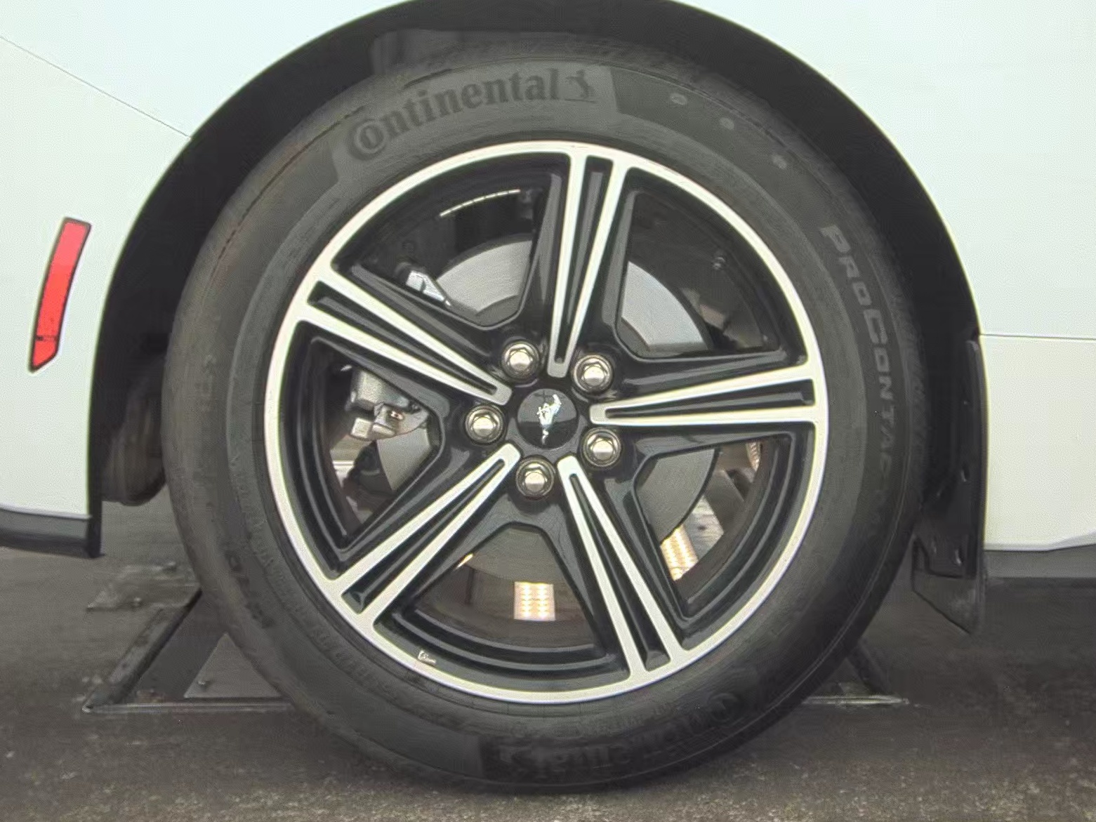 2025 Ford Mustang EcoBoost Premium RWD