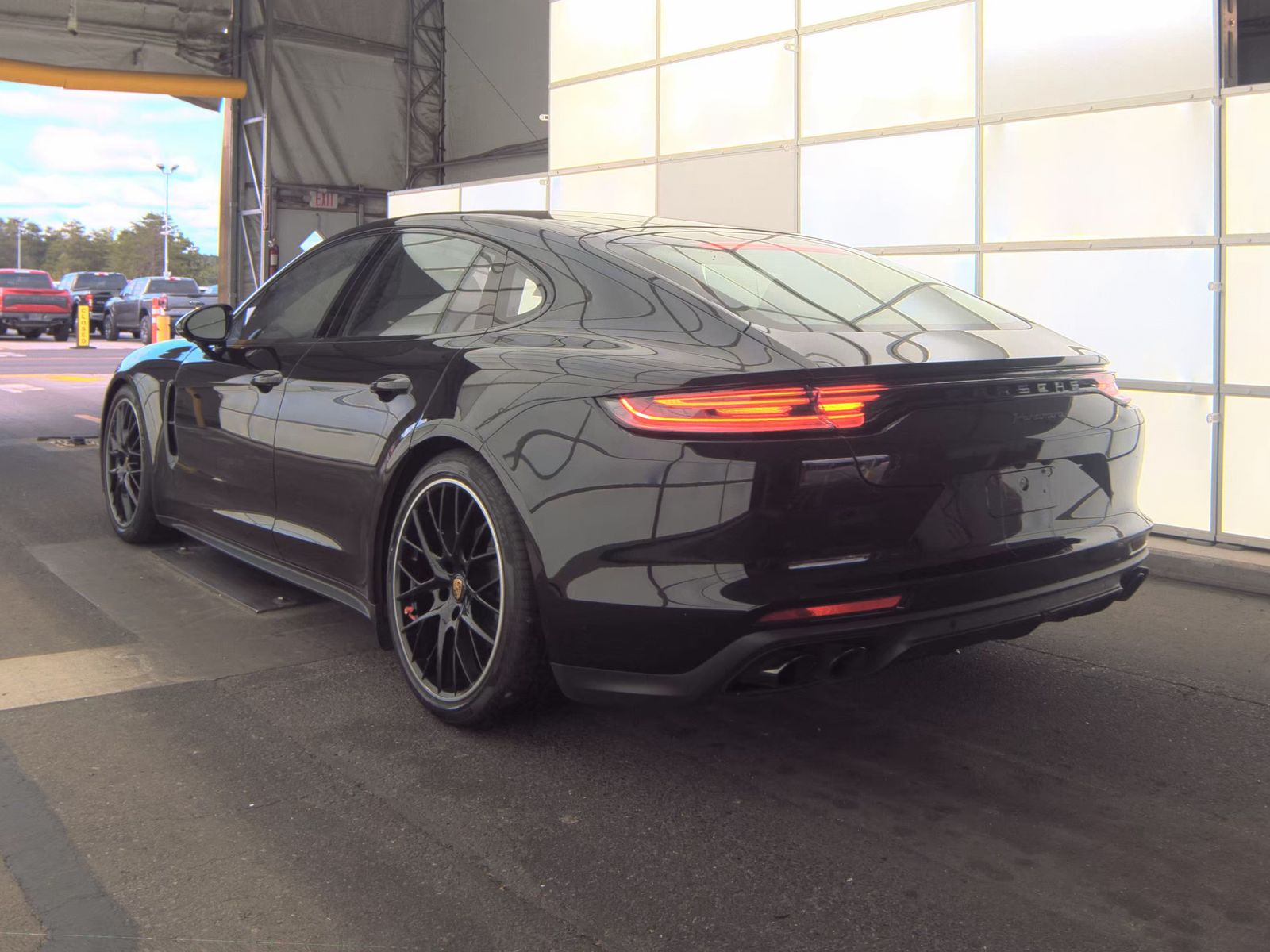 2023 Porsche Panamera Platinum Edition RWD