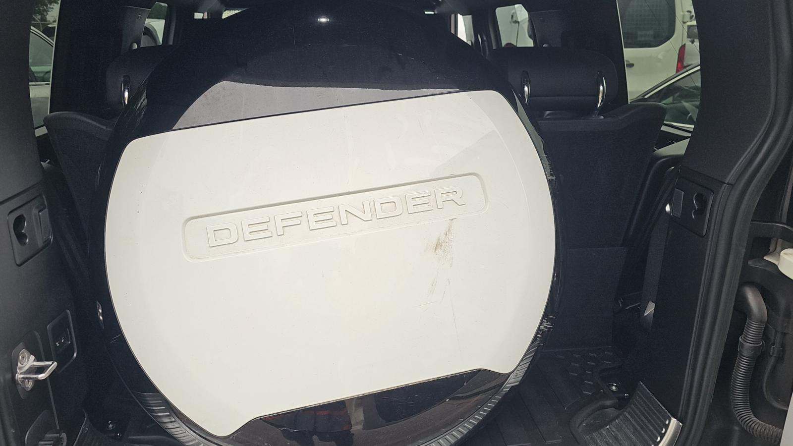 2023 Land Rover Defender 130 SE AWD