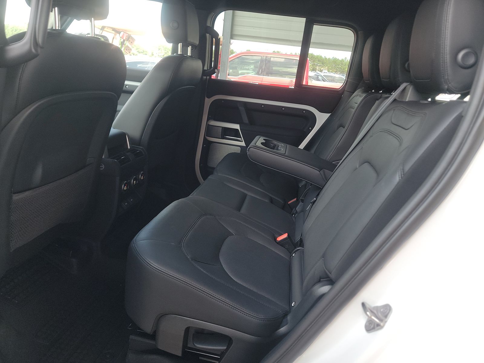 2023 Land Rover Defender 130 SE AWD