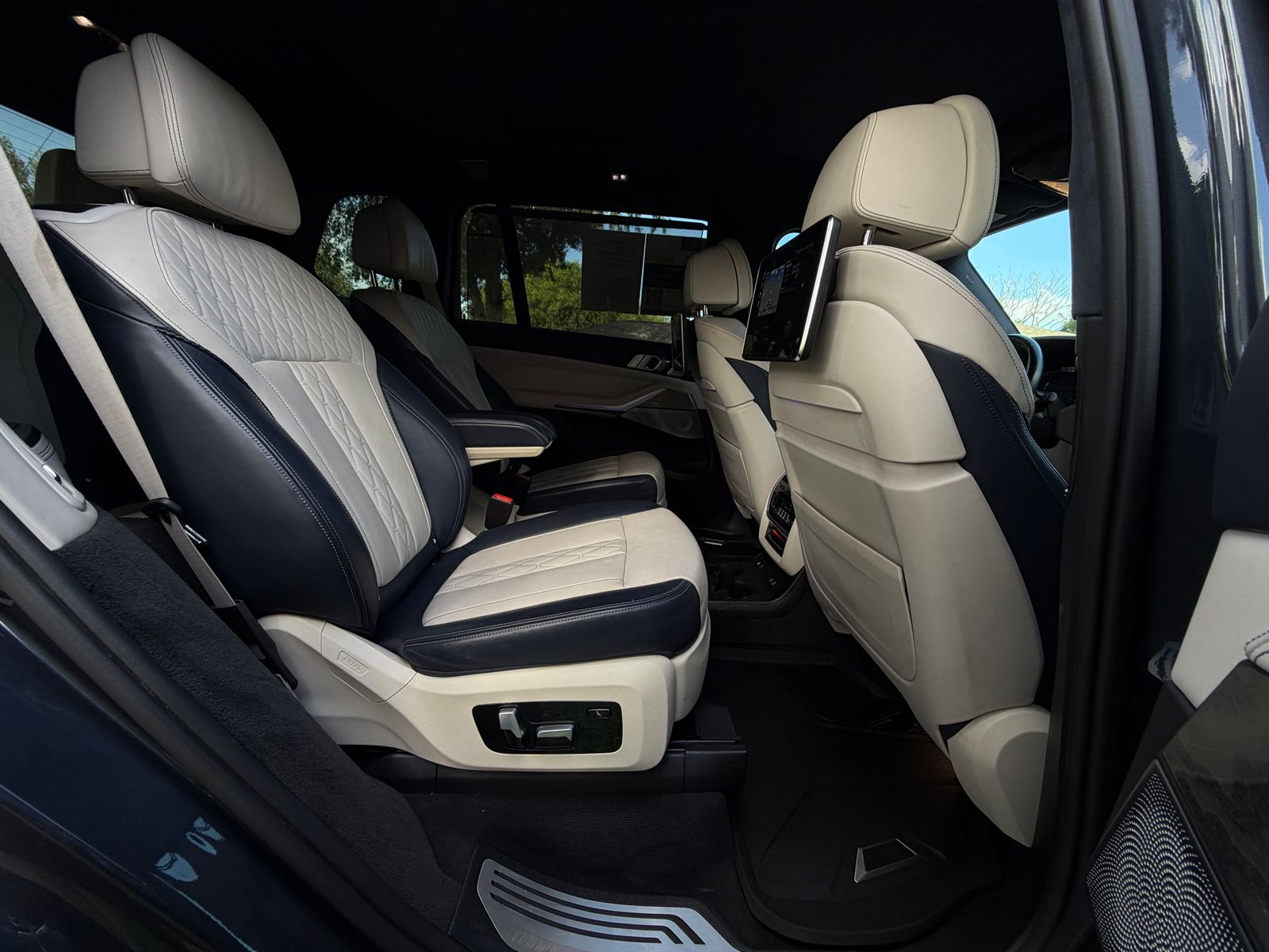 2019 BMW X7 xDrive50i AWD