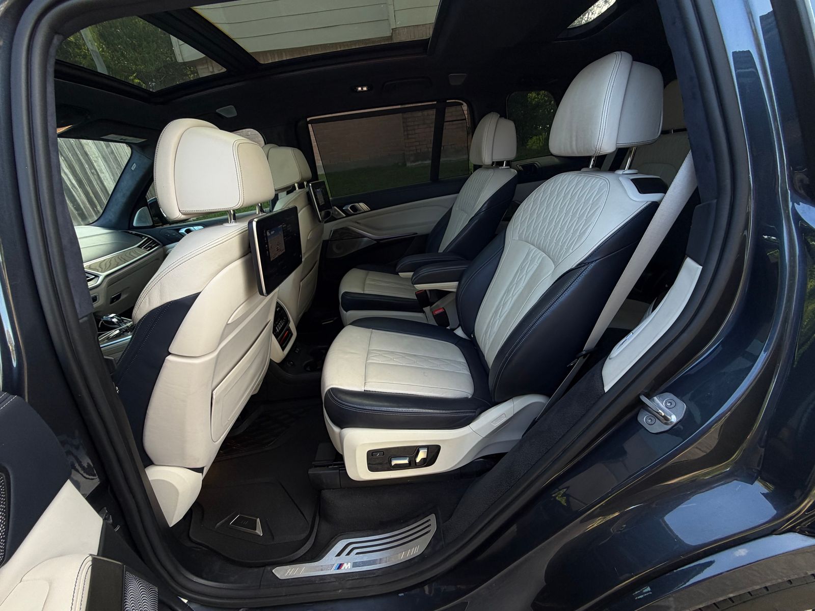 2019 BMW X7 xDrive50i AWD