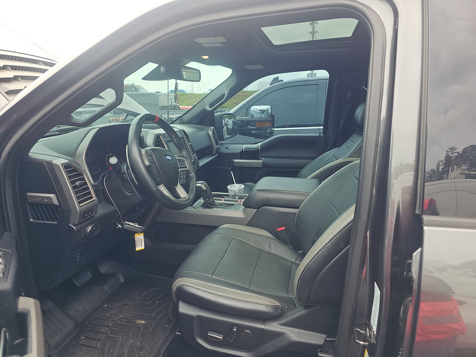 2017 Ford F-150 Raptor AWD