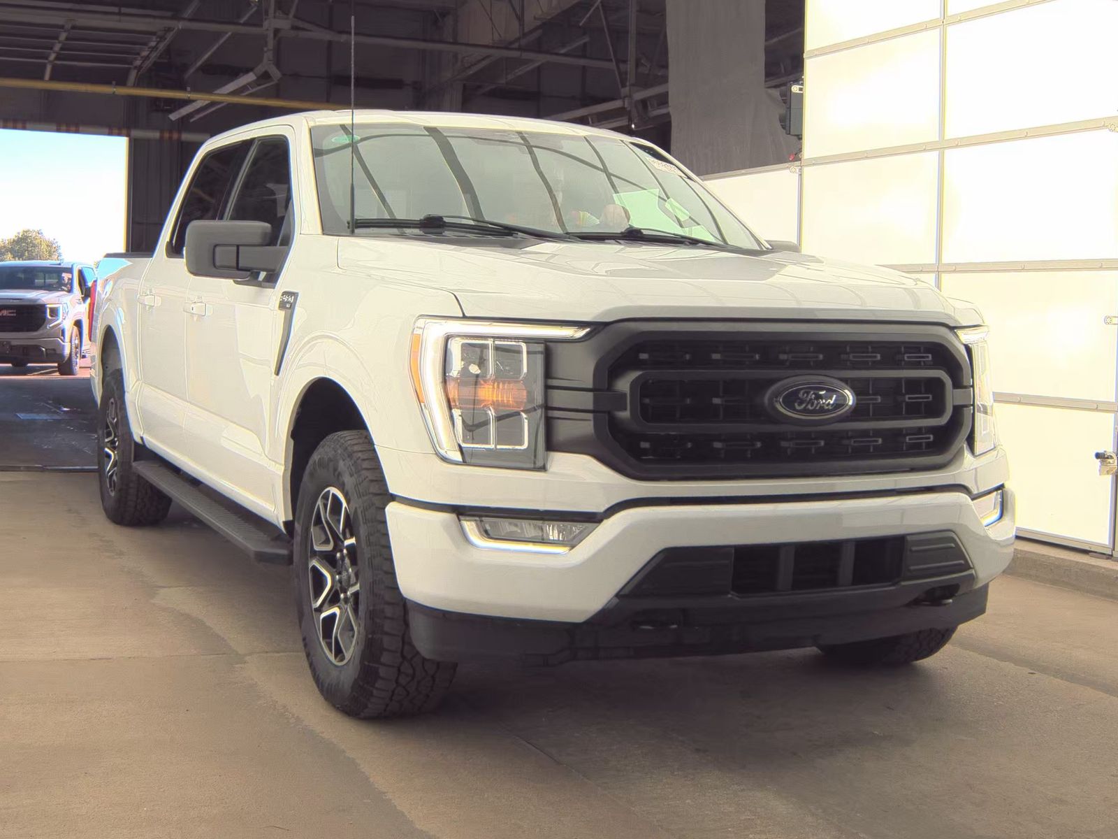 2023 Ford F-150 XLT AWD