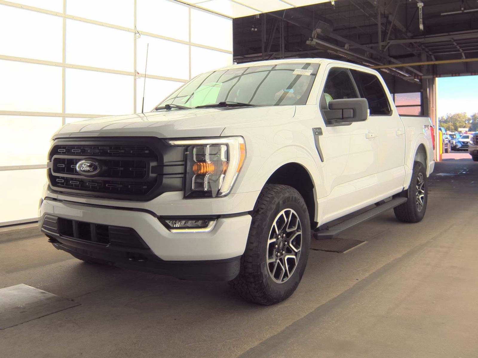 2023 Ford F-150 XLT AWD