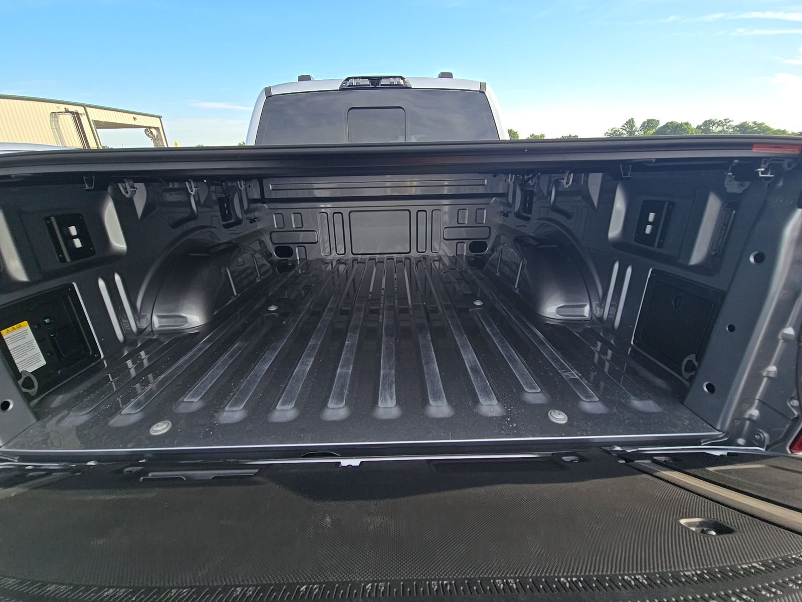 2025 Ford F-150 Platinum AWD