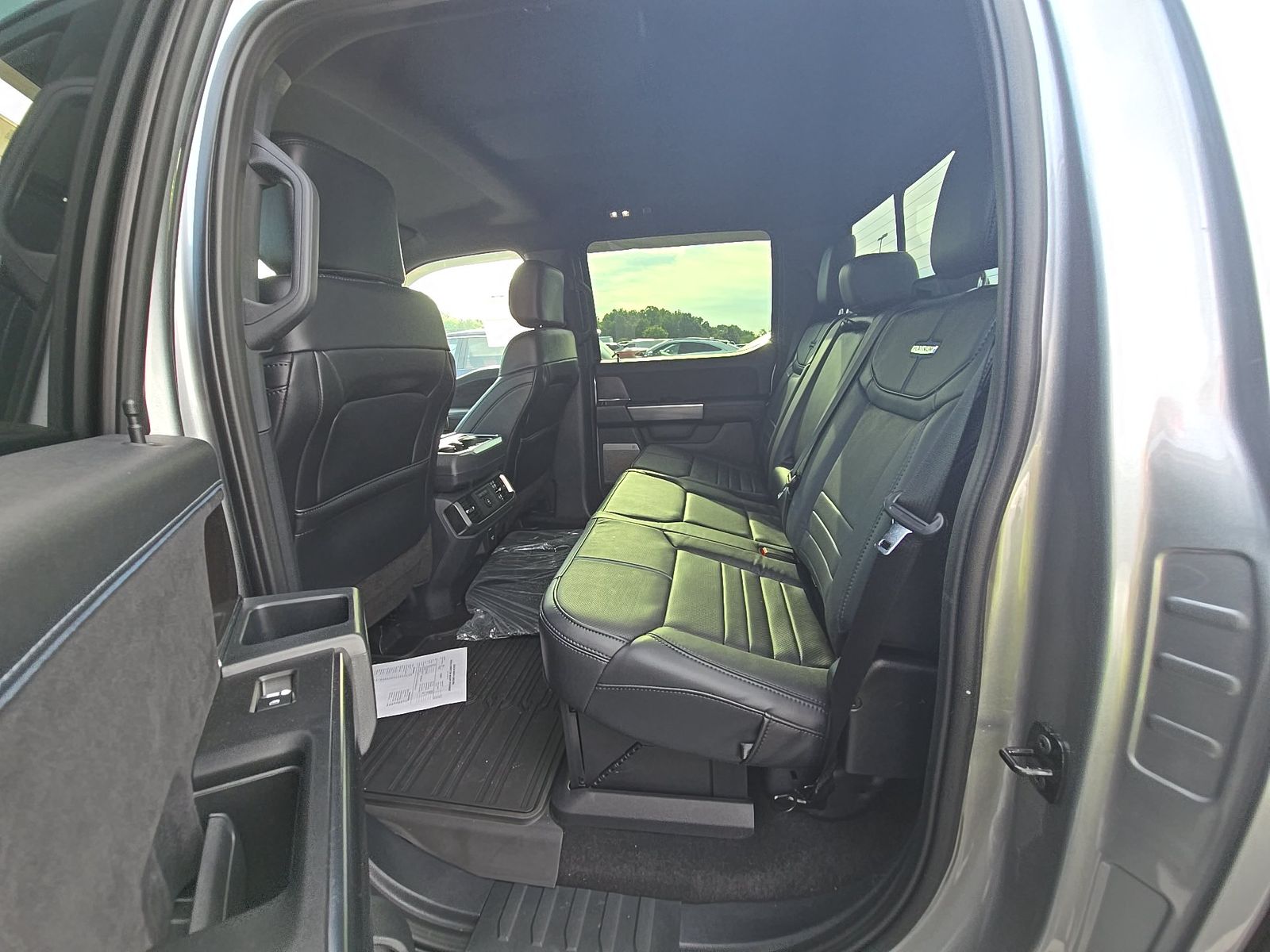2025 Ford F-150 Platinum AWD