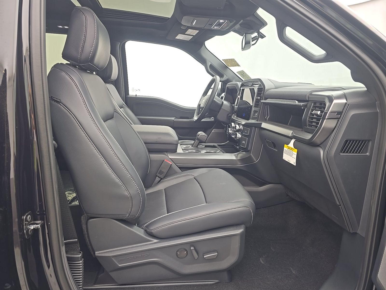 2026 Ford F-150 Lariat AWD