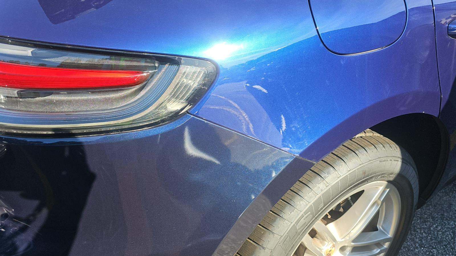 2022 Porsche Macan Base AWD