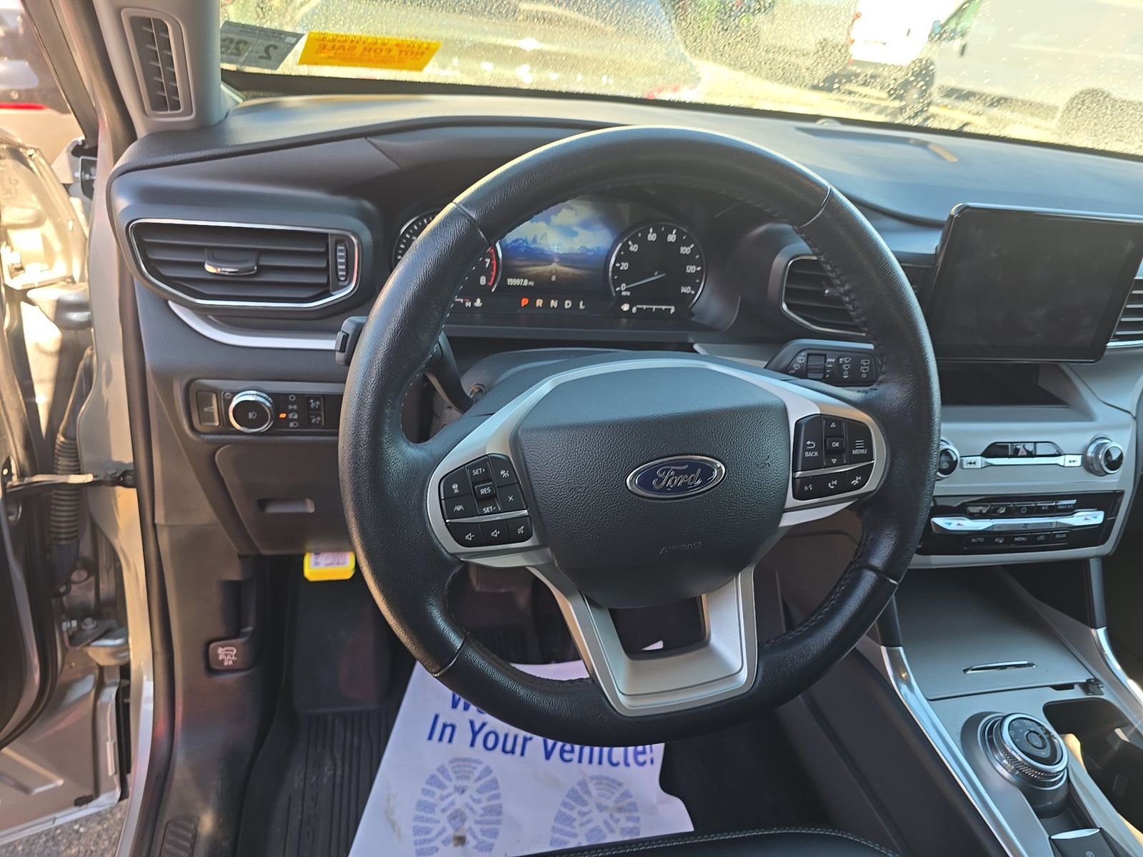 2023 Ford Explorer XLT AWD