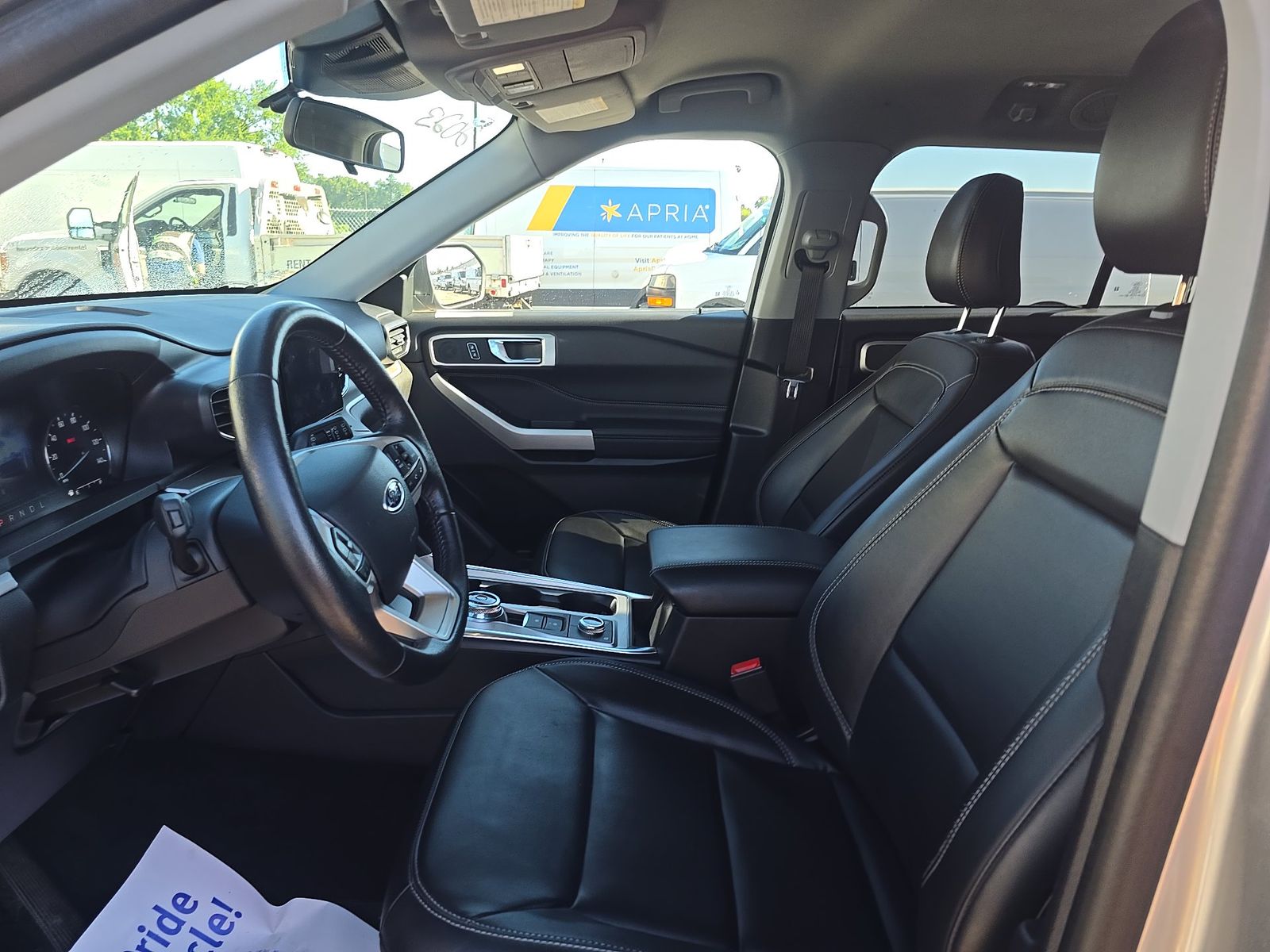 2023 Ford Explorer XLT AWD