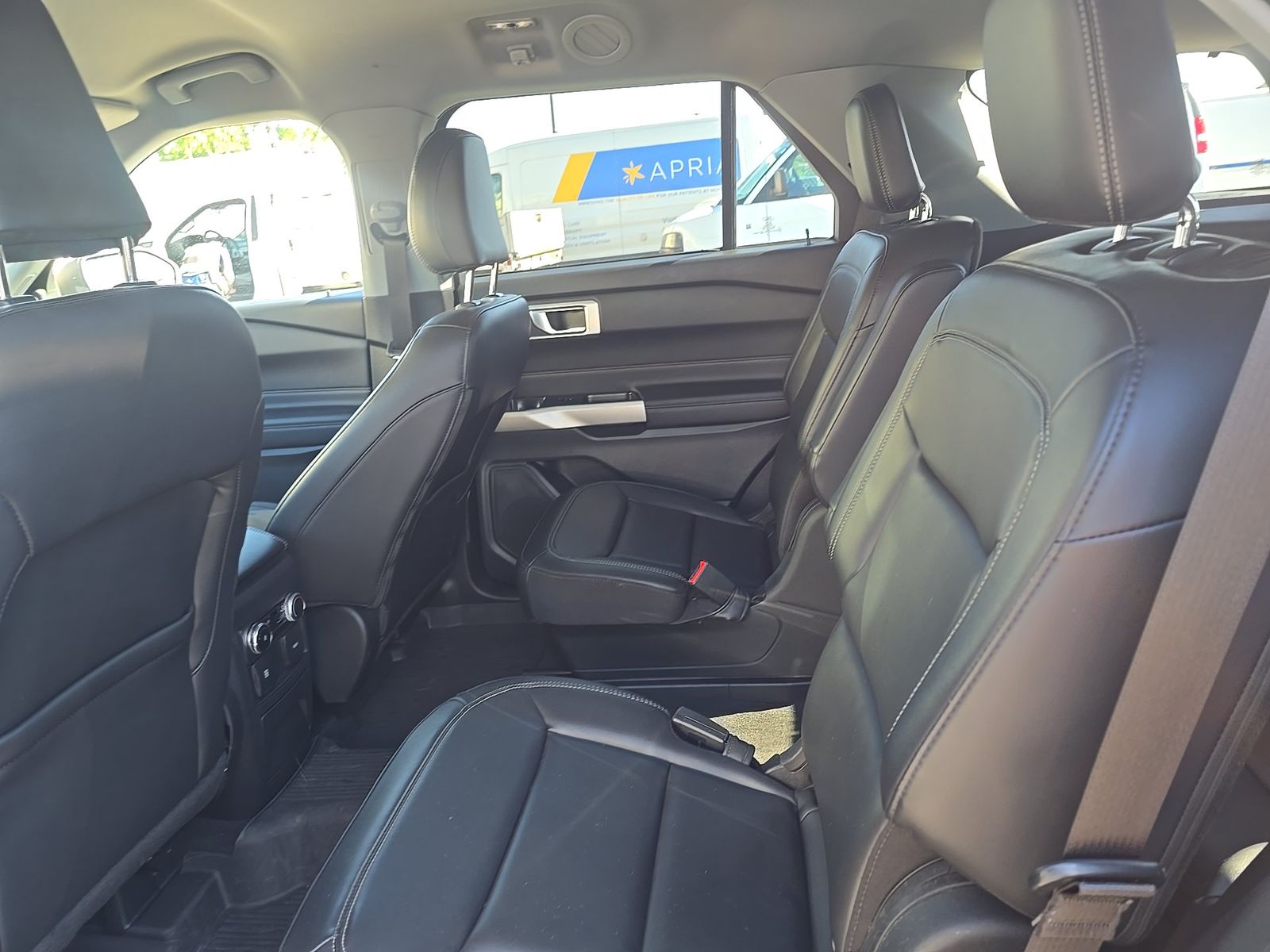 2023 Ford Explorer XLT AWD