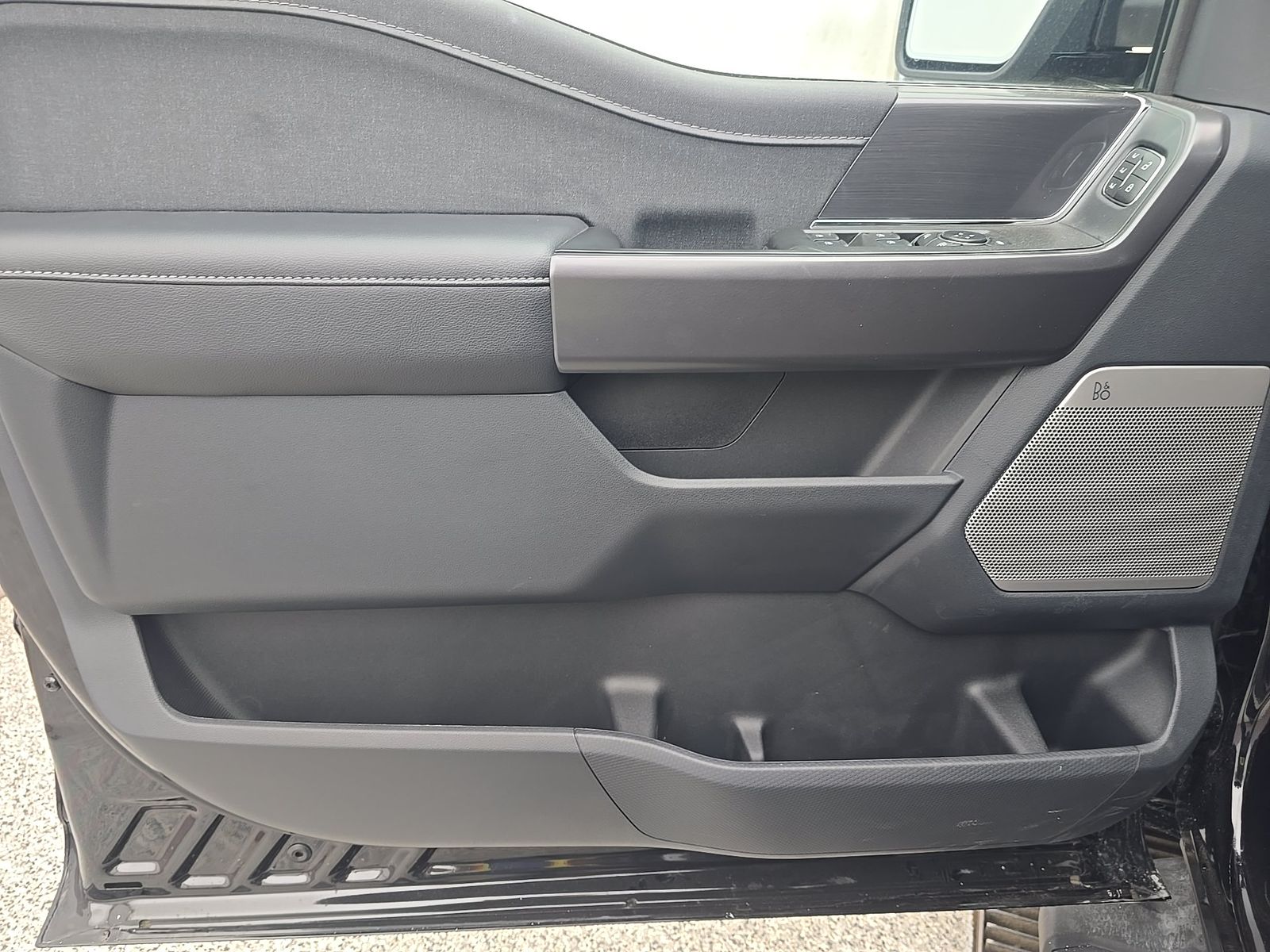 2026 Ford F-150 Lariat AWD
