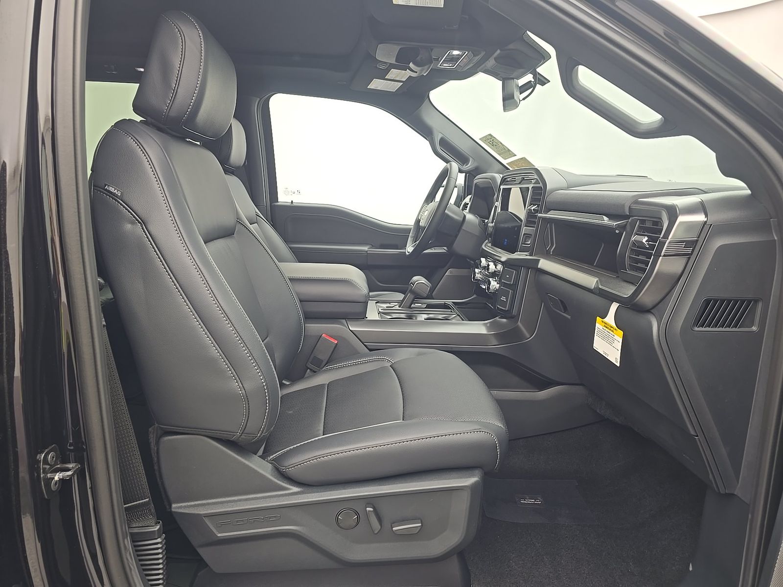 2026 Ford F-150 Lariat AWD