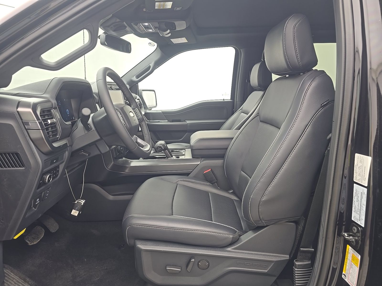 2026 Ford F-150 Lariat AWD