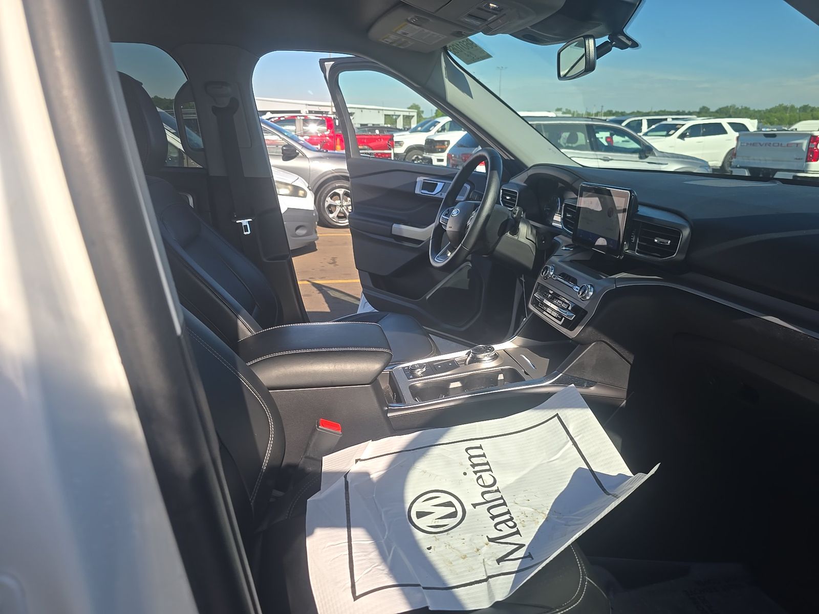2024 Ford Explorer XLT AWD