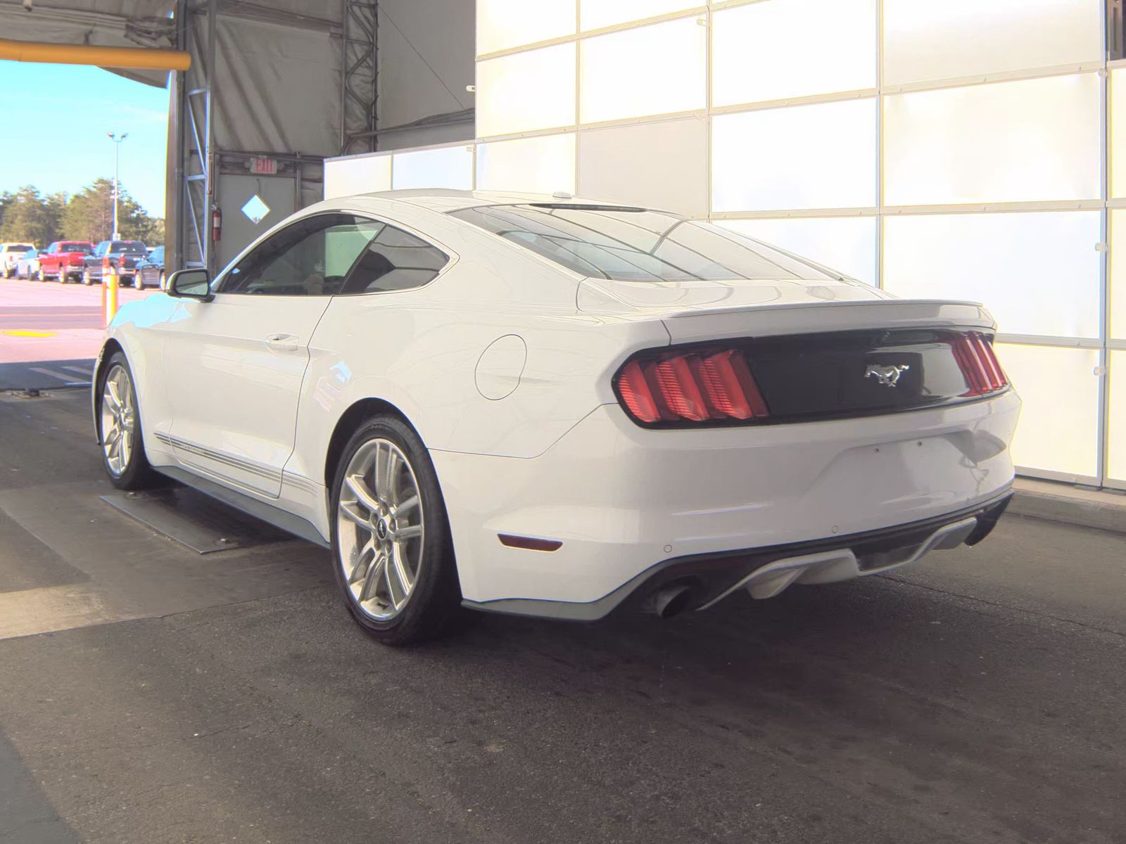 2017 Ford Mustang EcoBoost Premium RWD