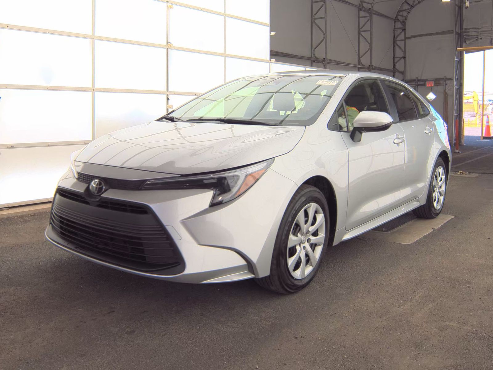 2026 Toyota Corolla Hybrid LE FWD