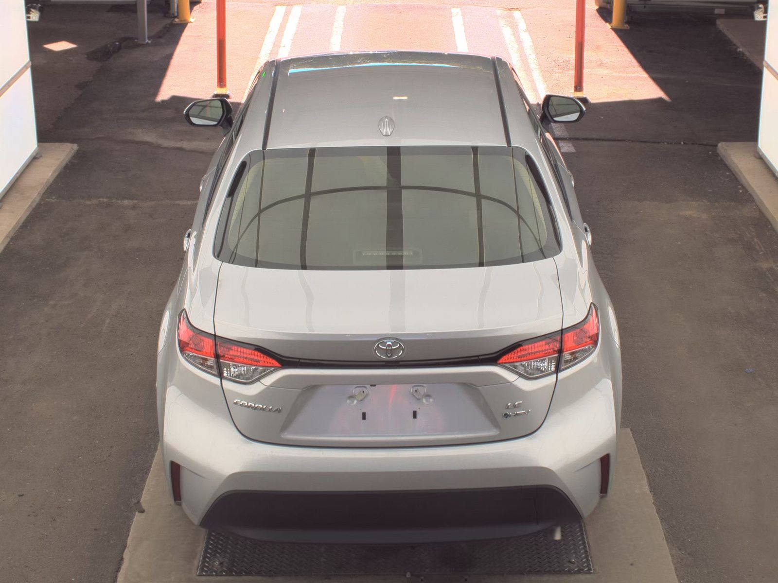 2026 Toyota Corolla Hybrid LE FWD