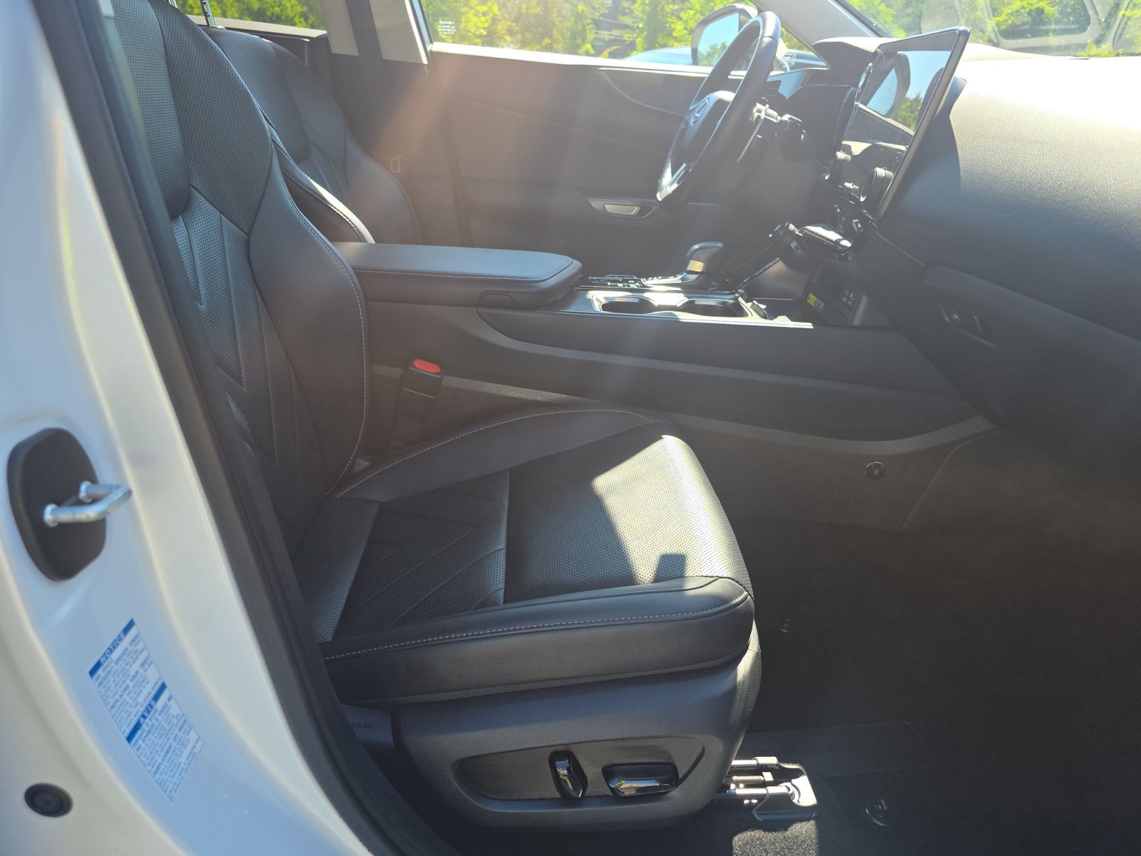 2022 Lexus NX NX 450h Luxury AWD