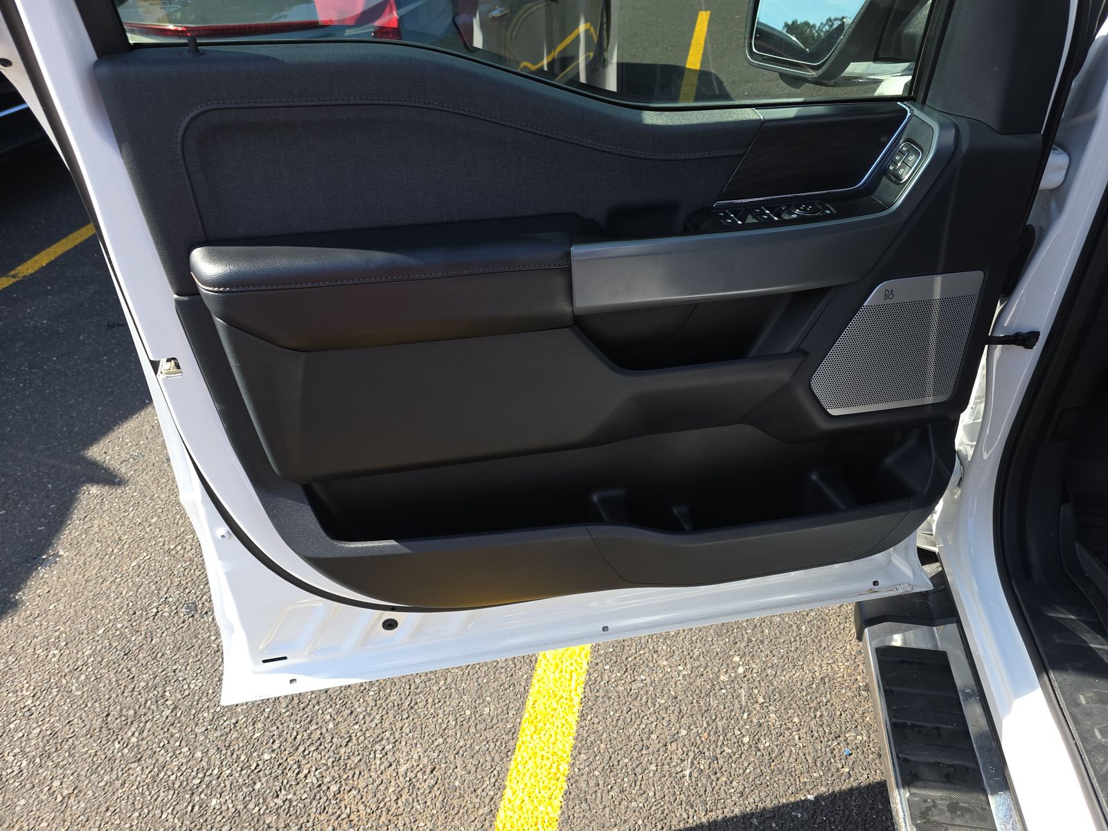 2024 Ford F-150 Lariat AWD