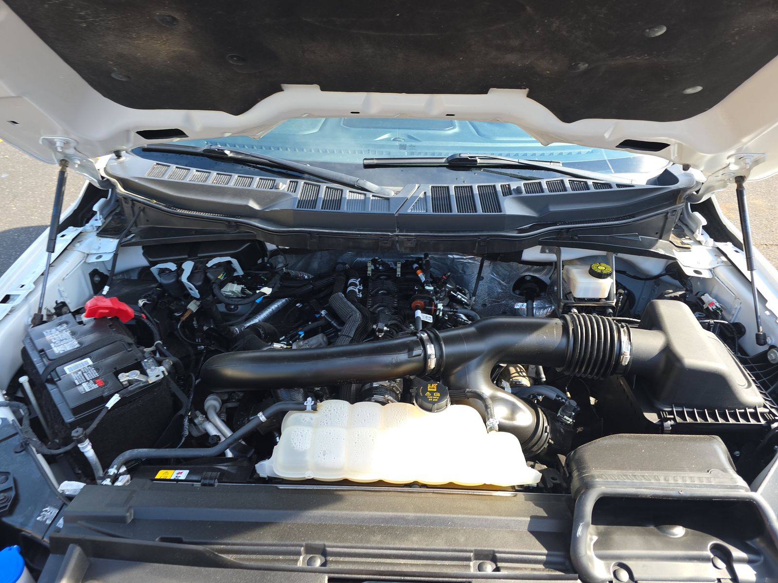 2024 Ford F-150 Lariat AWD