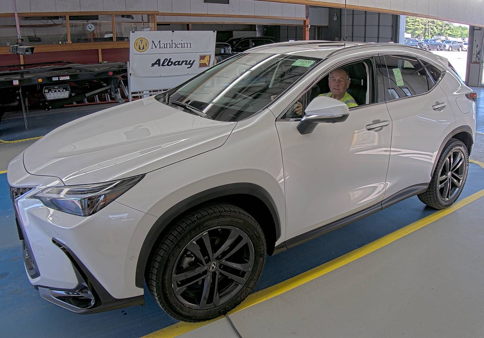2022 Lexus NX NX 450h Luxury AWD