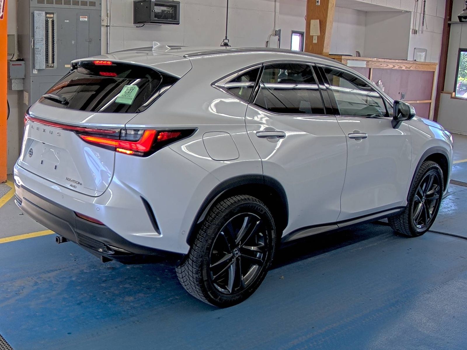 2022 Lexus NX NX 450h Luxury AWD