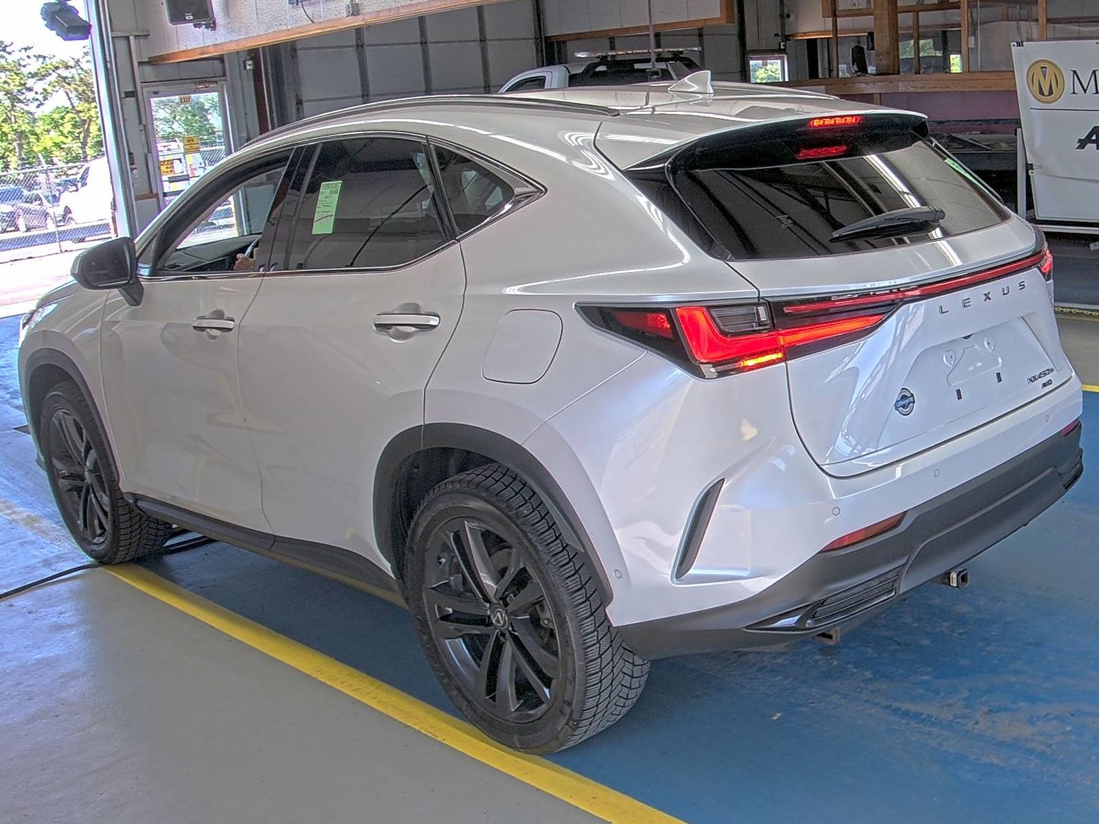 2022 Lexus NX NX 450h Luxury AWD
